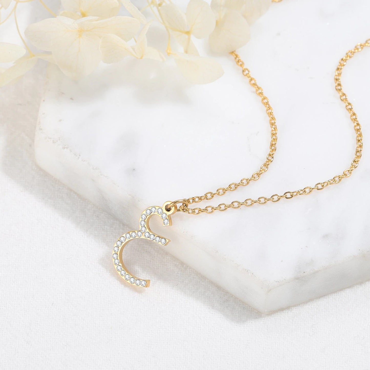 Collier Lettres Arabes avec Strass