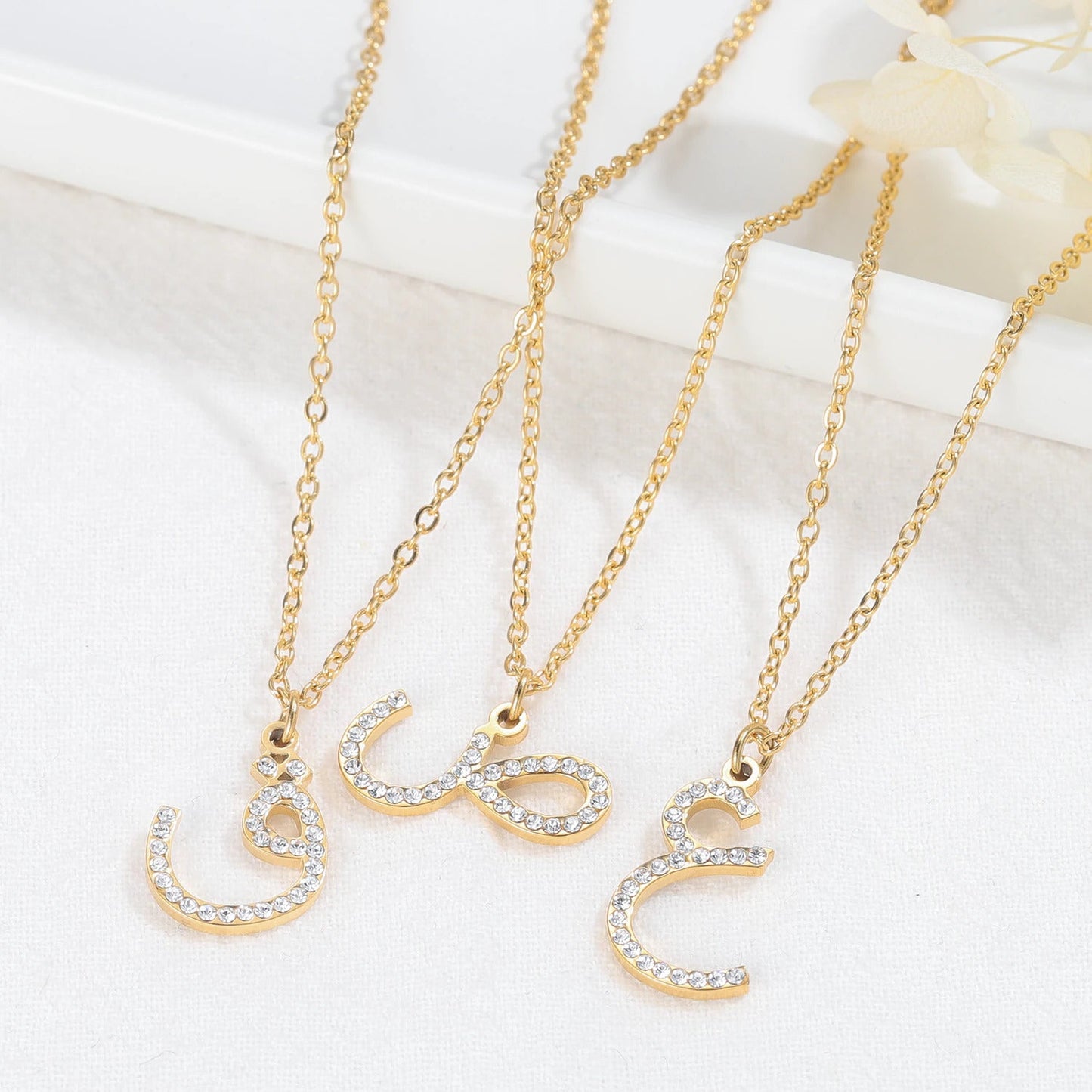 Collier Lettres Arabes avec Strass