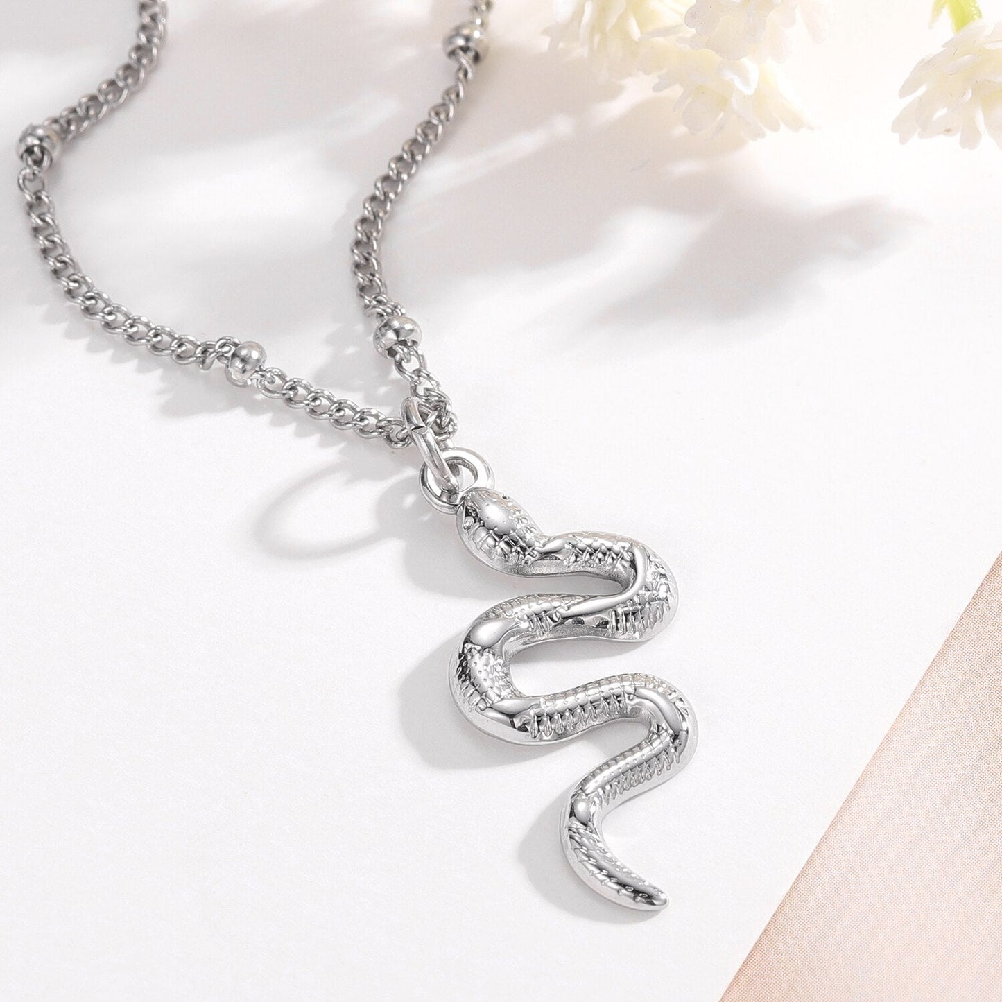 Collier Serpent