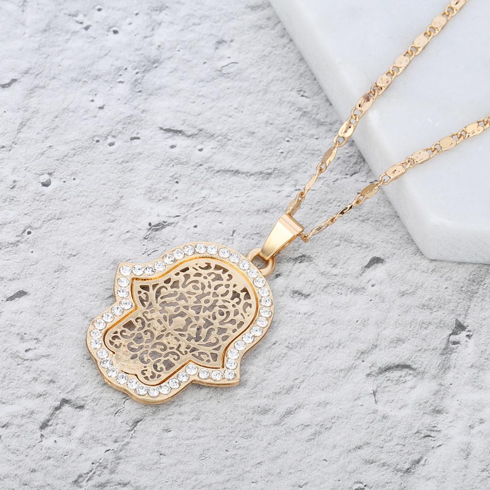 Collier main de fatma ras du cou