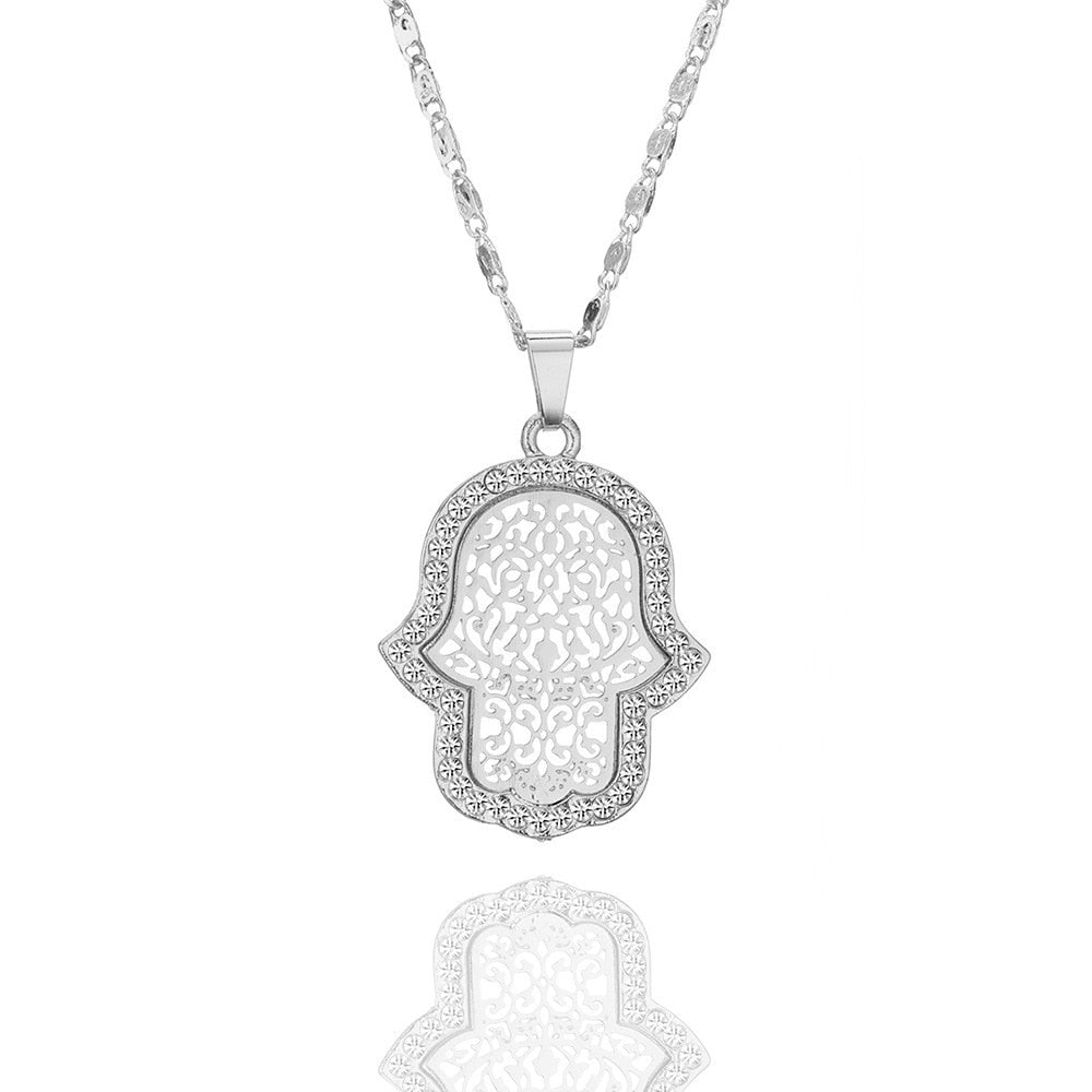 Collier main de fatma ras du cou
