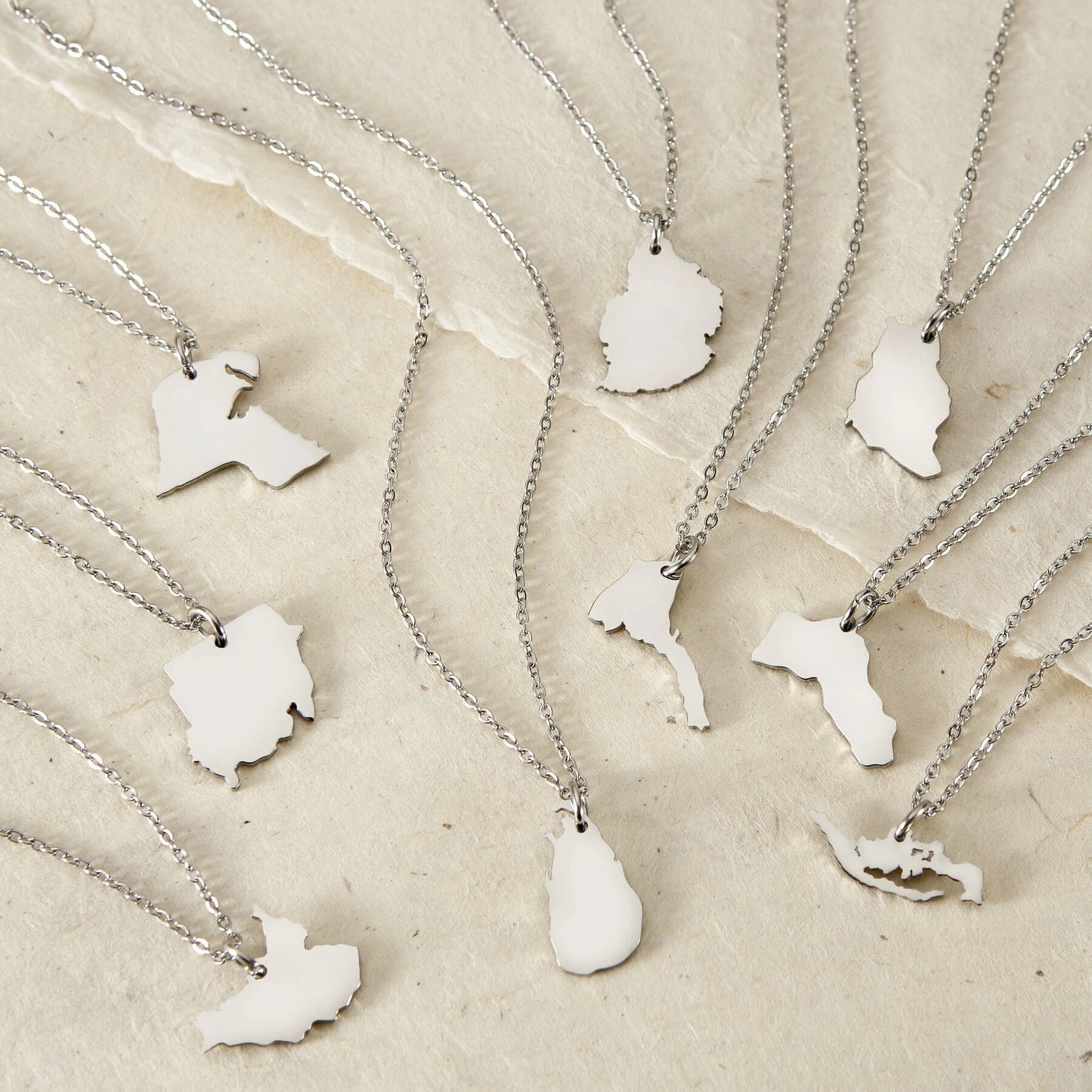 Collier Carte - Choisissez votre pays natal